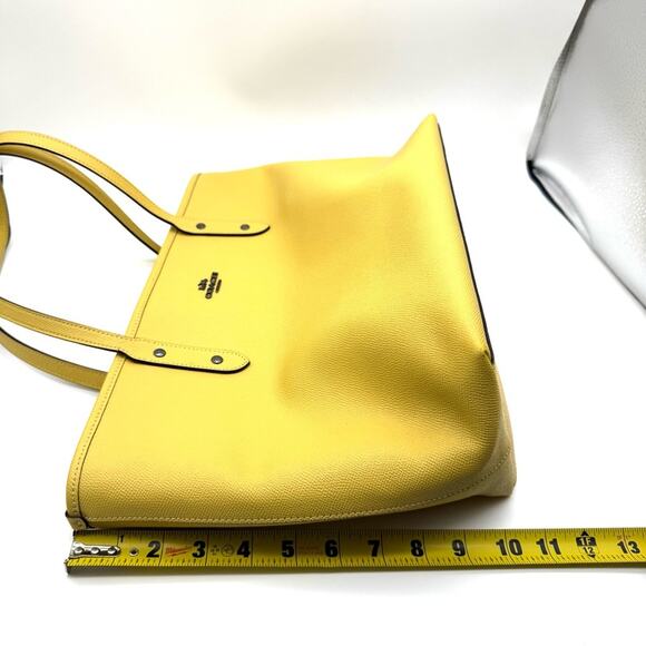 Coach City Zip Tote Crossgrain Leather Sunflower Yellow/Gunmetal F58846 - Picture 10 of 14